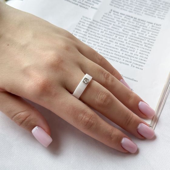 Серебряное кольцо с керамикой