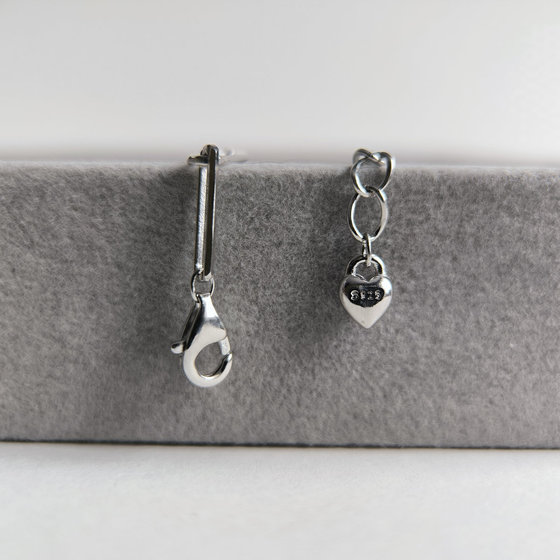 Silver bracelet without stones