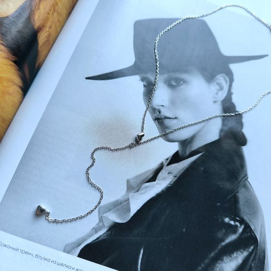 Silver necklace without stones