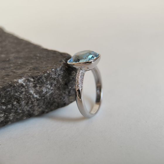 Silver Ring with Fianites