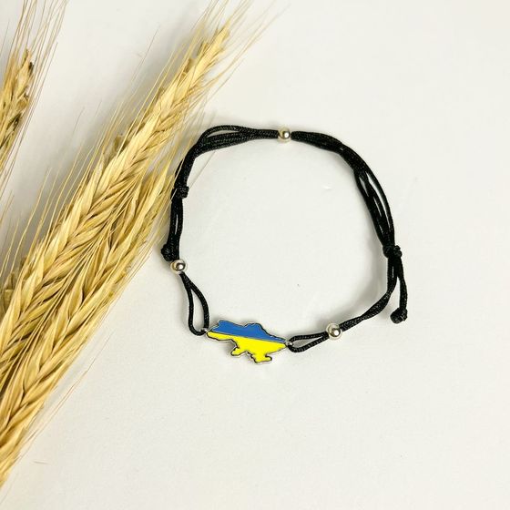 Silver bracelet with yemallu