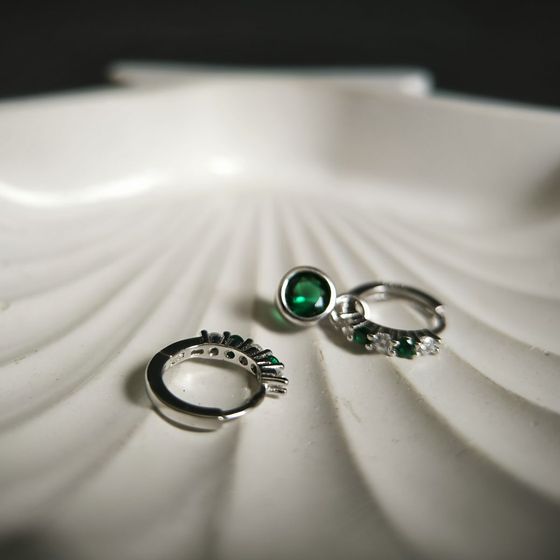 Срібні сережки з фіанітами