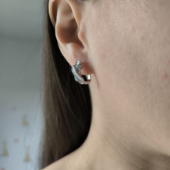 Срібні сережки з фіанітами