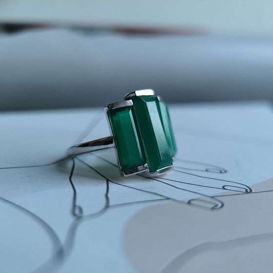 Срібна каблучка з агатом 6.893ct