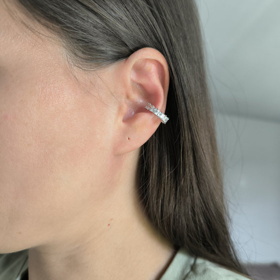 Silver earrings with cubic zirconia