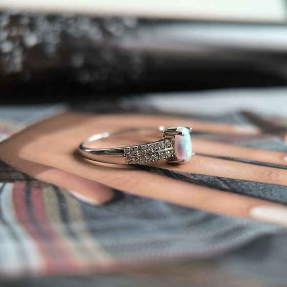 Серебряное кольцо с опалом 0.623ct