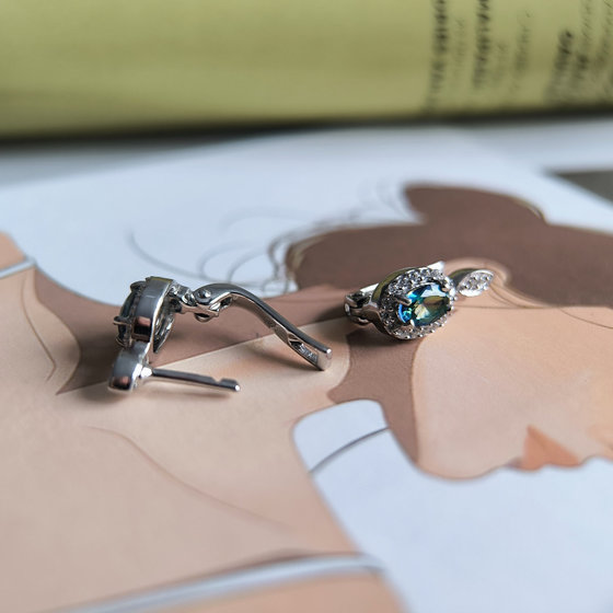 Silver earrings with mystic topaz 1.013ct