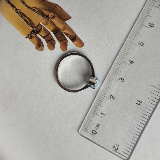 Срібна каблучка з топазом 0.771ct