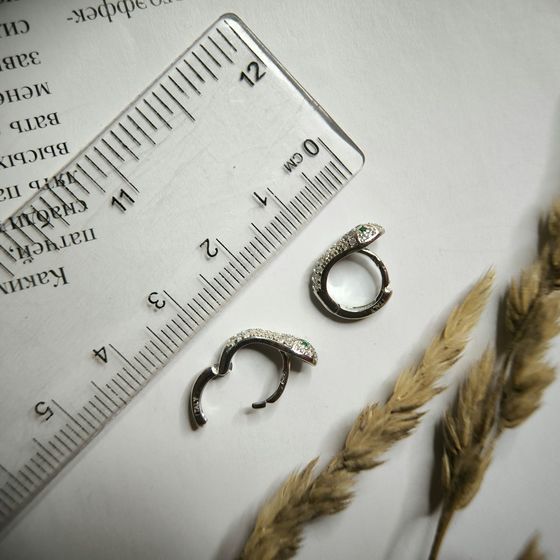 Срібні сережки з фіанітами