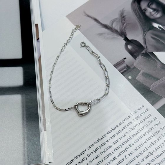 Серебряный браслет без камней