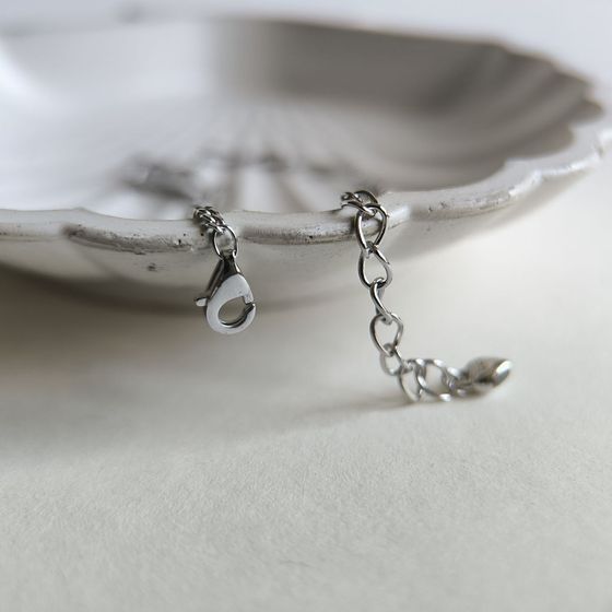 Silver bracelet with phianites