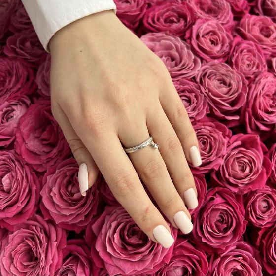 Серебряное кольцо с фианитами