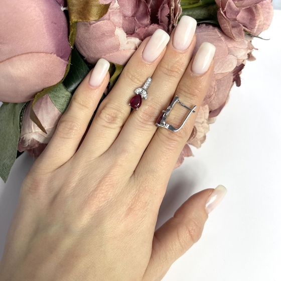 Silver earrings with ruby 2.838ct