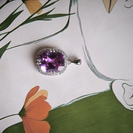Серебряная подвеска с александритом 6.745ct