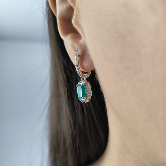 Silver earrings with agate 3.132ct, cubic zirconia