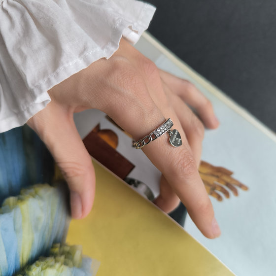 Срібна каблучка з фіанітами 0.18ct