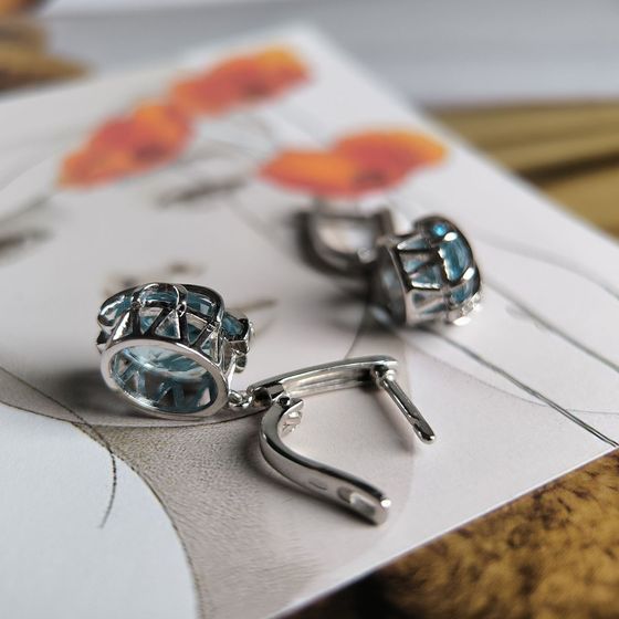 Серебряные серьги с топазом 11.96ct