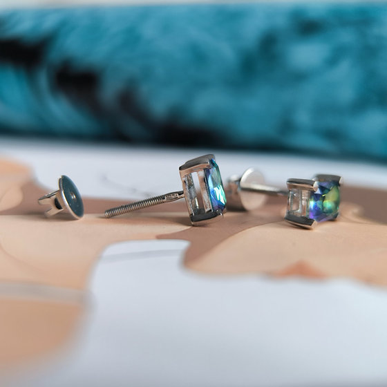 Срібні сережки з містичним топазом 1,292 карата