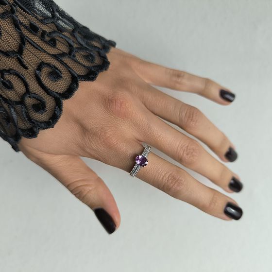 Срібна каблучка з александритом 1,45 карата