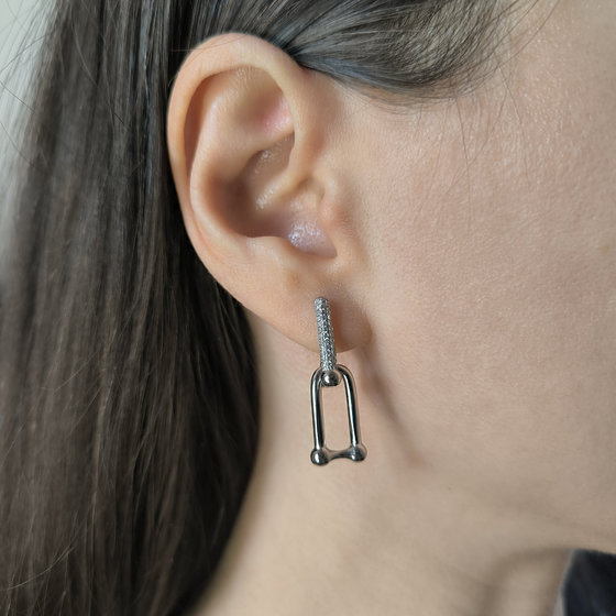 Silver earrings with cubic zirconia