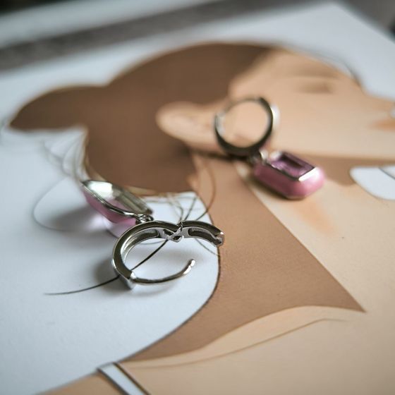 Срібні сережки з фіанітами, емаллю