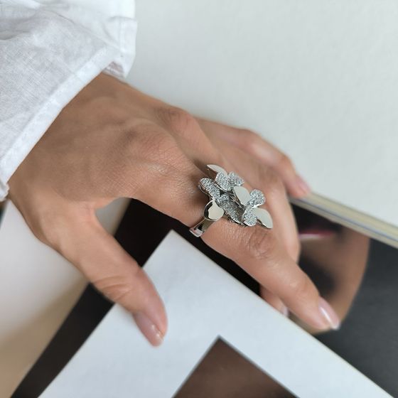 Silver Ring with Fianites