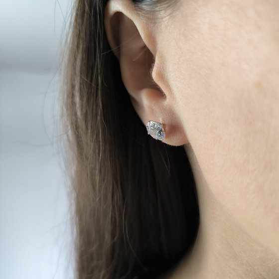 Silver earrings with cubic zirconia