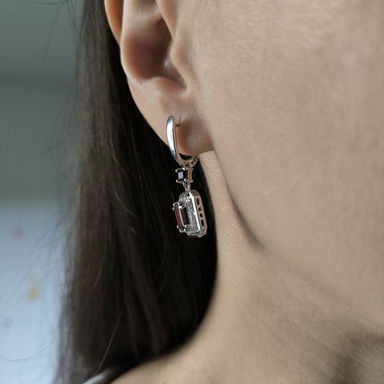 Срібні сережки з гранатом 3.301ct