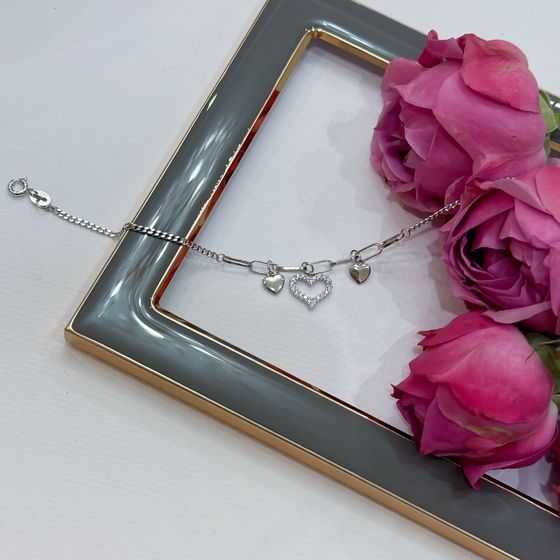 Silver bracelet with phianites