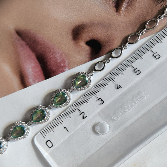 Срібний браслет з містичним топазом 4.008ct