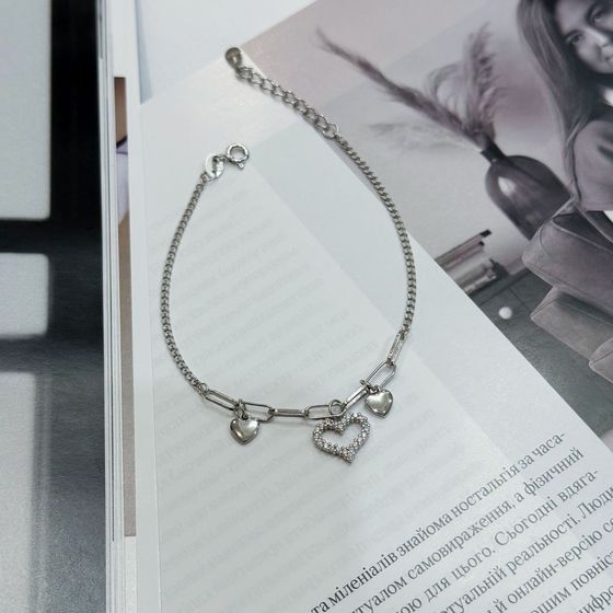 Silver bracelet with phianites