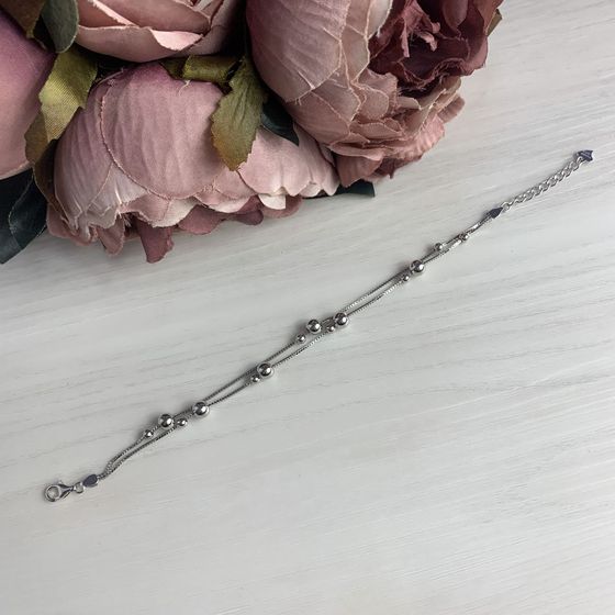 Silver bracelet without stones