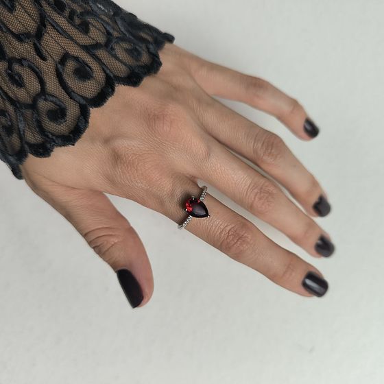 Срібна каблучка з гранатом nano 3,542 карата