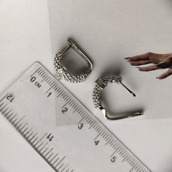 Срібні сережки з фіанітами