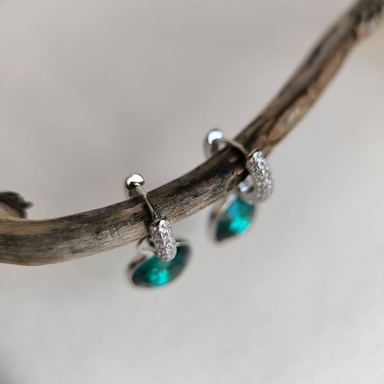 Срібні сережки з фіанітами