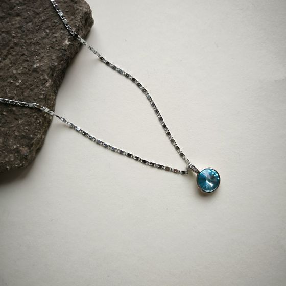 Серебряная подвеска с фианитами