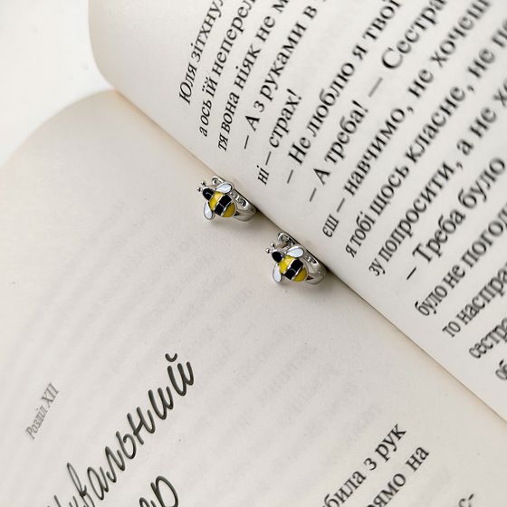 Срібні сережки з емаллю