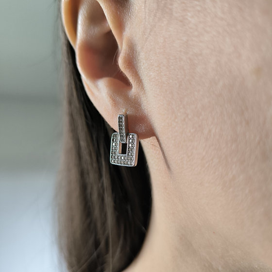 Silver earrings with cubic zirconia