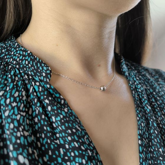 Серебряное колье без камней