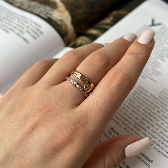 Золота каблучка з фіанітами 0.55ct