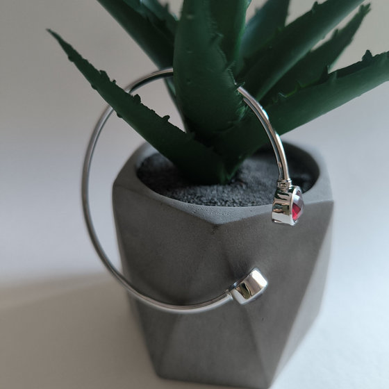 Срібний браслет з гранатом nano 4.33ct