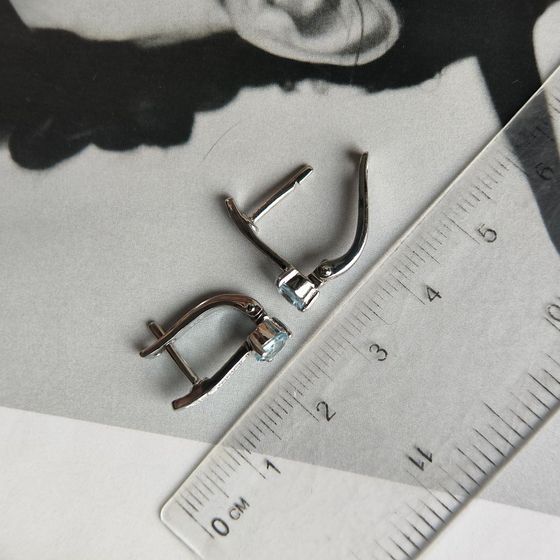 Срібні сережки з топазом 1.211ct, фіанітами
