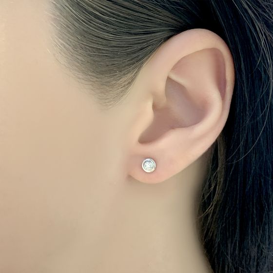 Золоті сережки з діамантом 0.1ct