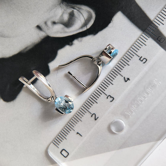 Срібні сережки з топазом 2.817ct