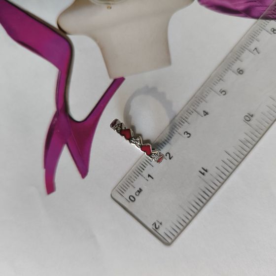 Срібна каблучка з емаллю, фіанітами