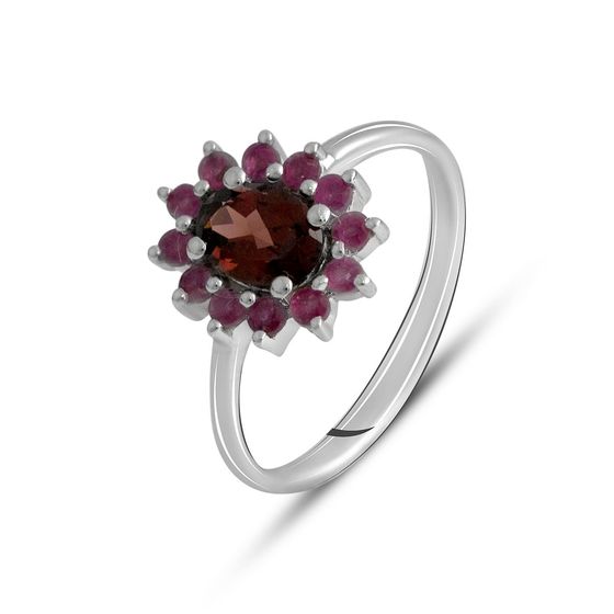 Silver ring with a 1.47-carat garnet and a ruby