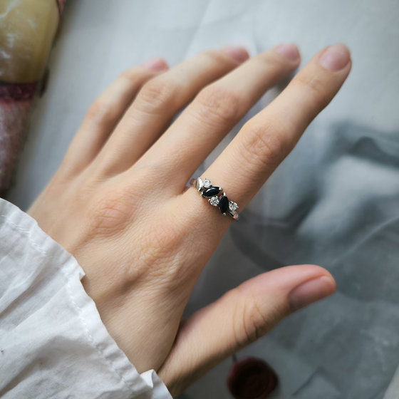 Silver ring with sapphire and cubic zirconia