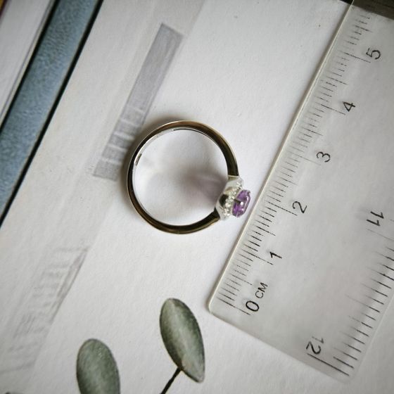 Срібна каблучка з аметистом 0.63ct