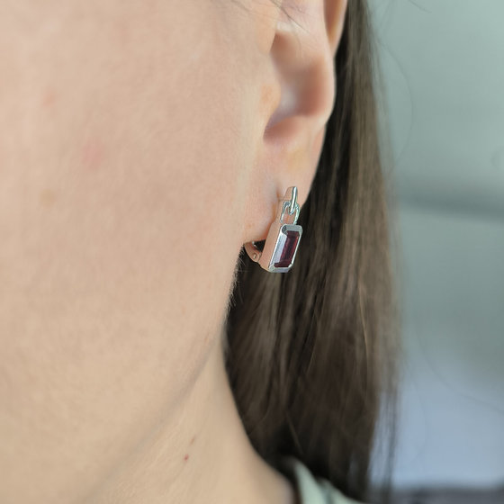 Silver Earrings with Nano Garnet 2.523ct