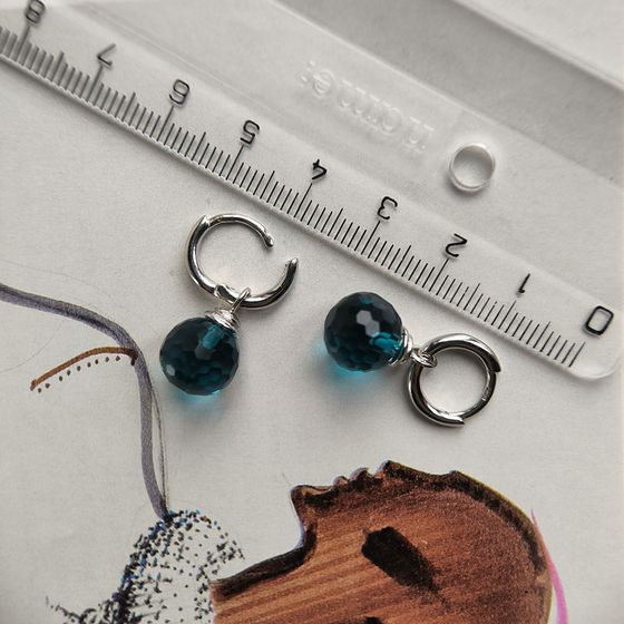 Срібні сережки з фіанітами